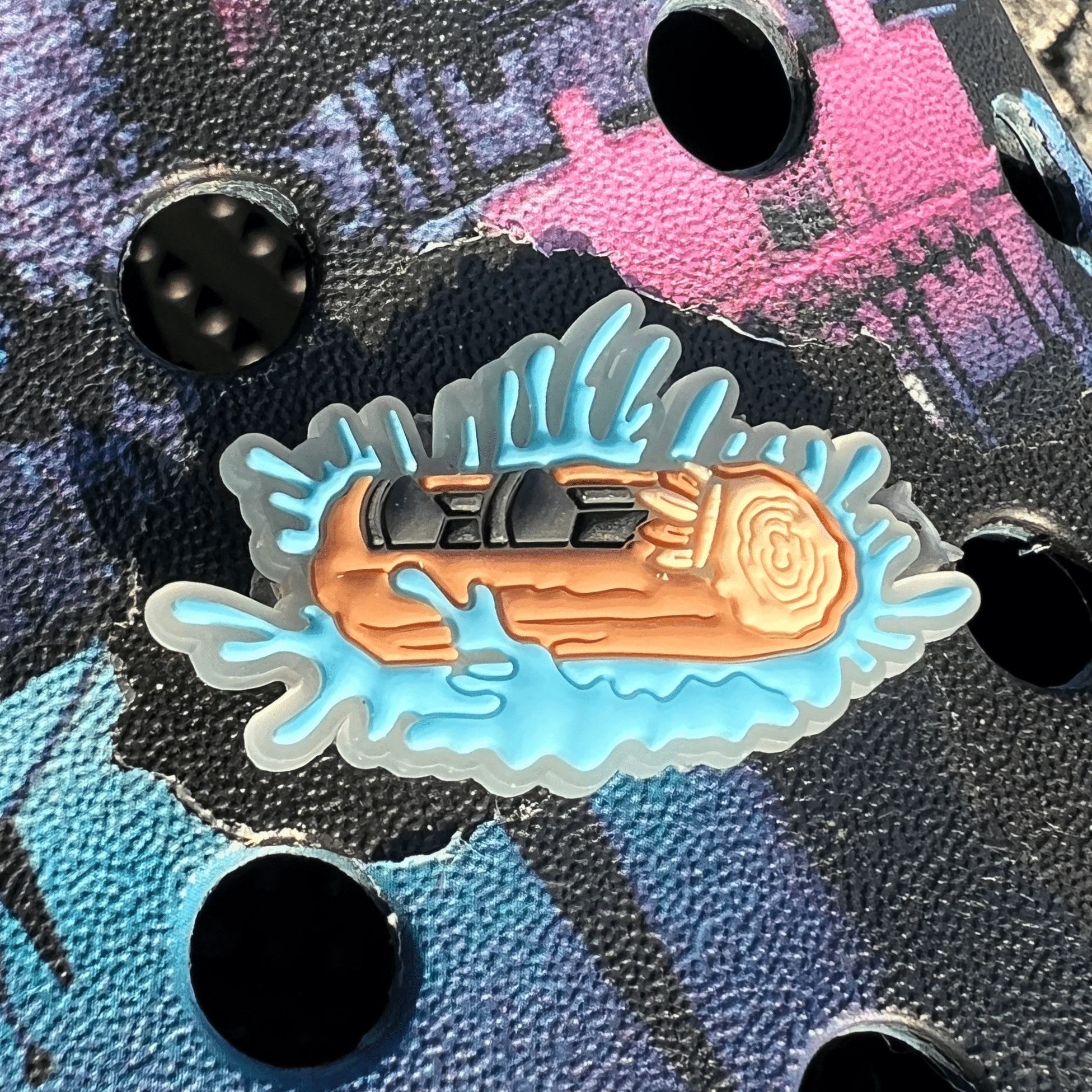 Bayou Log Splash - Glow in the Dark - Croc Charms - Image 2